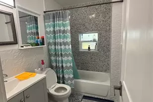 935 NE 33rd St, Oakland Park, FL 33334 - Photo 13