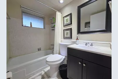 300  Layne Blvd, Unit #301, Hallandale Beach, FL 33009 - Photo 9