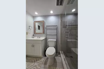 300  Layne Blvd, Unit #301, Hallandale Beach, FL 33009 - Photo 13