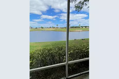 12104  Glenmoor Dr, Unit #12104, West Palm Beach, FL 33409 - Photo 13