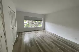 250 NE 20th St, Boca Raton, FL 33431 - Photo 21