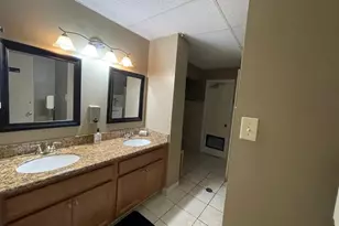 250 NE 20th St, Boca Raton, FL 33431 - Photo 43