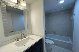 250 NE 20th St, Boca Raton, FL 33431 - Photo 29