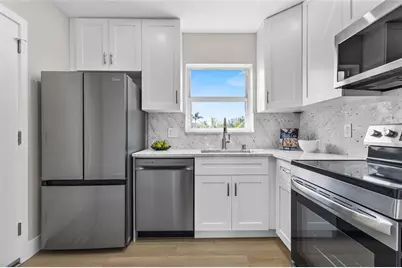 3216 SE 8th Street, Unit #305, Pompano Beach, FL 33062 - Photo 11