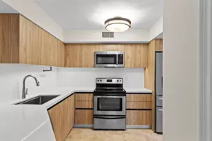 1280 S Alhambra Cir Unit, Coral Gables, FL 33146 - Photo 11