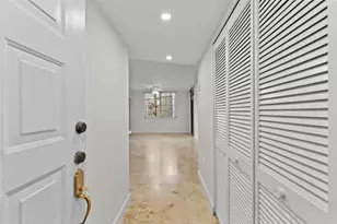 1280 S Alhambra Cir Unit, Coral Gables, FL 33146 - Photo 9