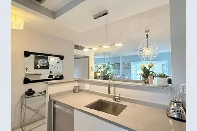 5171 W Oakland Park Blvd, Unit #312, Lauderdale Lakes, FL 33313 - Photo 9