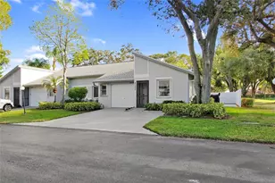 8592 Flamingo Dr, Boca Raton, FL 33496 - Photo 3