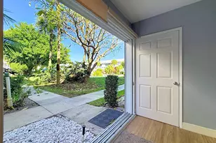 2050 NE 39th St, Lighthouse Point, FL 33064 - Photo 9