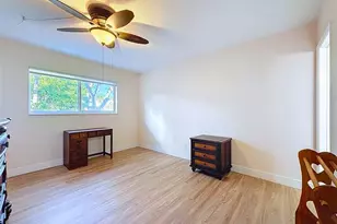 2050 NE 39th St, Lighthouse Point, FL 33064 - Photo 11