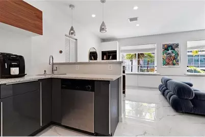 1460  Ocean Dr, Unit #506(406), Miami Beach, FL 33139 - Photo 5