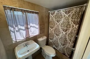 224 NE 18th Ave, Pompano Beach, FL 33060 - Photo 9