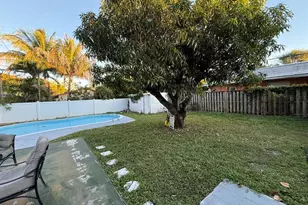 224 NE 18th Ave, Pompano Beach, FL 33060 - Photo 13