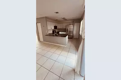 4735 SW 14th St, Deerfield Beach, FL 33442 - Photo 9