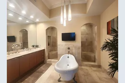 701 SE 21st Ave, Unit #103, Deerfield Beach, FL 33441 - Photo 9