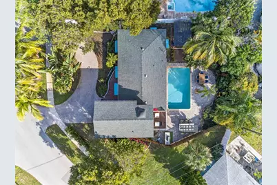 40 SW 9th Ct, Pompano Beach, FL 33060 - Photo 1