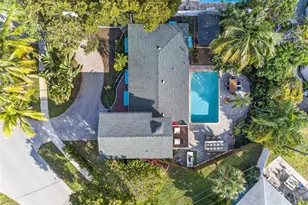 40 SW 9th Ct, Pompano Beach, FL 33060 - Photo 1