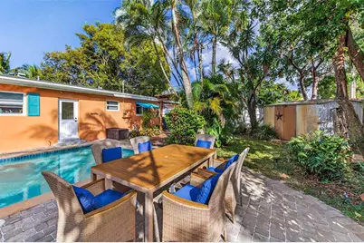 40 SW 9th Ct, Pompano Beach, FL 33060 - Photo 41