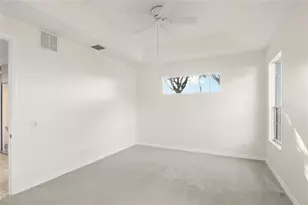 413 W Tangerine Square, Vero Beach, FL 32968 - Photo 21