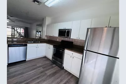 12113 SW 2nd St, Pembroke Pines, FL 33025 - Photo 3