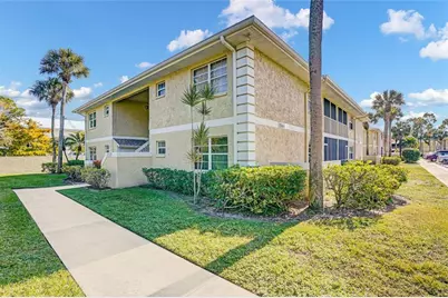 1560 SE Royal Green Cir, Unit #S 103, Port Saint Lucie, FL 34952 - Photo 1