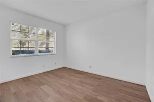 1560 SE Royal Green Cir Unit #S 103, Port Saint Lucie, FL 34952 - Photo 15