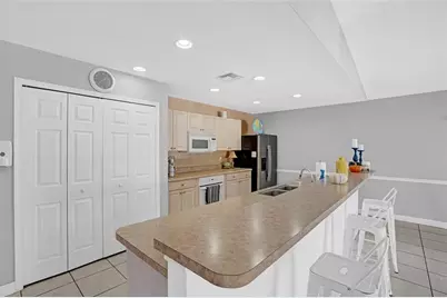 1560 SE Royal Green Cir, Unit #S 103, Port Saint Lucie, FL 34952 - Photo 19