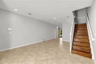 8464 Lagos De Campo Blvd, Tamarac, FL 33321 - Photo 5