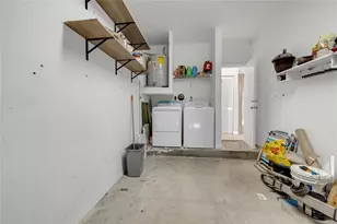 8464 Lagos De Campo Blvd, Tamarac, FL 33321 - Photo 27