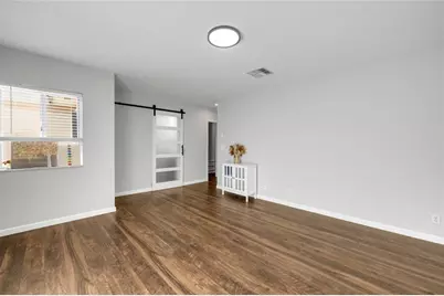 8464  Lagos De Campo Blvd, Tamarac, FL 33321 - Photo 11