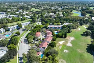 8464 Lagos De Campo Blvd, Tamarac, FL 33321 - Photo 37