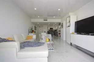 20301 W Country Club Dr Unit, Aventura, FL 33180 - Photo 17