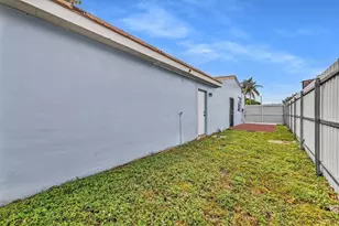 9311 Broad Manor Rd, Miami, FL 33147 - Photo 5