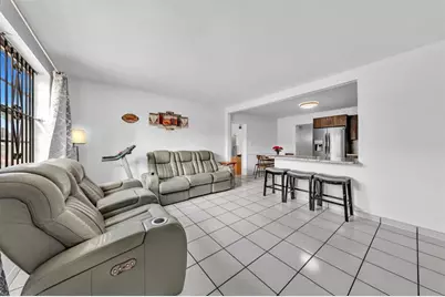 9311  Broad Manor Rd, Miami, FL 33147 - Photo 9