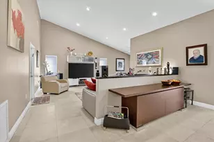 10120 Sheridan St, Pembroke Pines, FL 33026 - Photo 21