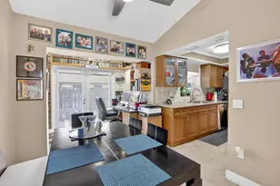 10120 Sheridan St, Pembroke Pines, FL 33026 - Photo 13