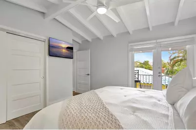 305  Hibiscus Ave, Pompano Beach, FL 33062 - Photo 21