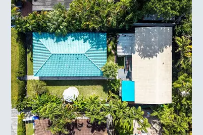 305  Hibiscus Ave, Pompano Beach, FL 33062 - Photo 9