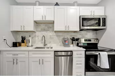 305  Hibiscus Ave, Pompano Beach, FL 33062 - Photo 27