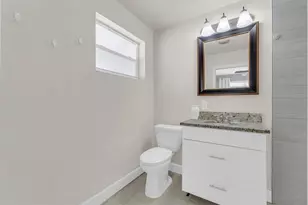 2445 Edgewater Dr, West Palm Beach, FL 33406 - Photo 17