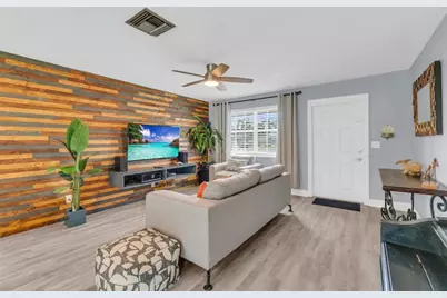 2445  Edgewater Dr, West Palm Beach, FL 33406 - Photo 27