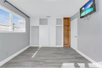 2445  Edgewater Dr, West Palm Beach, FL 33406 - Photo 23