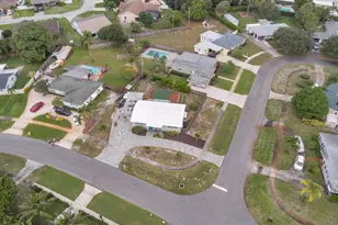 2445 Edgewater Dr, West Palm Beach, FL 33406 - Photo 43