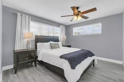 2445  Edgewater Dr, West Palm Beach, FL 33406 - Photo 13