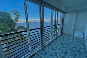 1175 NE Miami Gardens Dr, Miami, FL 33179 - Photo 1