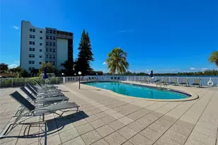 1175 NE Miami Gardens Dr, Miami, FL 33179 - Photo 25