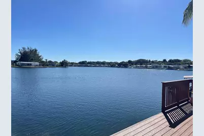 3010  Cove Dr, Fort Lauderdale, FL 33312 - Photo 15