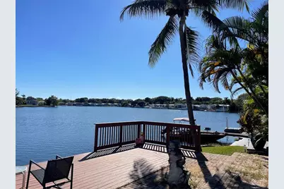 3010  Cove Dr, Fort Lauderdale, FL 33312 - Photo 3