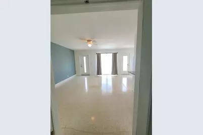 1354  Bayview Dr, Unit #N, Fort Lauderdale, FL 33304 - Photo 5