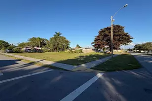 548 SW 6th Terrace, Homestead, FL 33030 - Photo 11